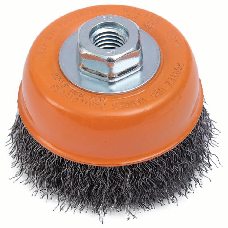 Brosse boisseau métallique à fils ondulés Walter 13-E504, 5 po, acier au carbone, filetage 5/8-11