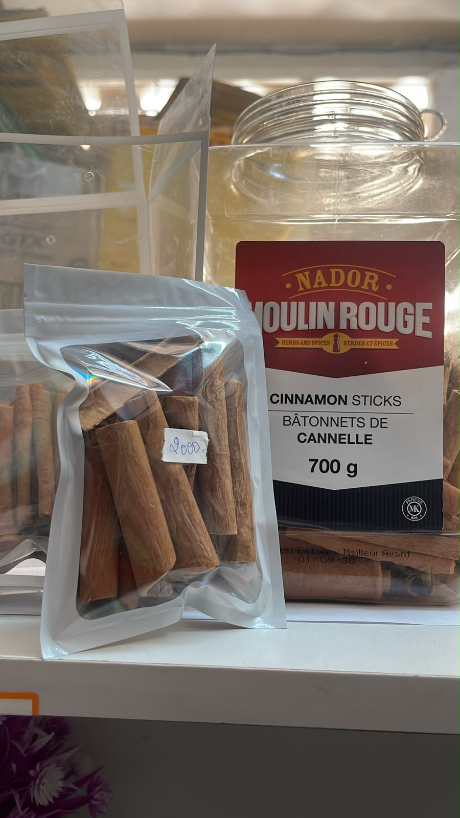 Cannelle en bâtonnets Moulin Rouge en sachet – 2 000 F