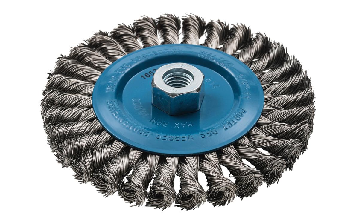 Brosse circulaire métallique large à fils torsadés en nœuds Walter 13-L614, 6 po, acier inoxydable, largeur 3/8 po, filetage 5/8-11